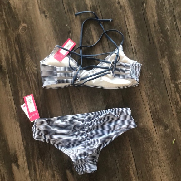 NWT bathing suit - Picture 2 of 4